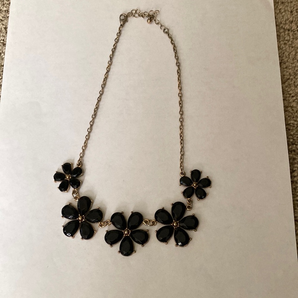Black flower necklace